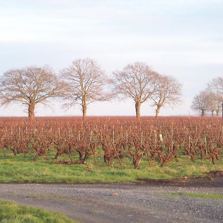 La Genoise Tillieres Exterior photo
