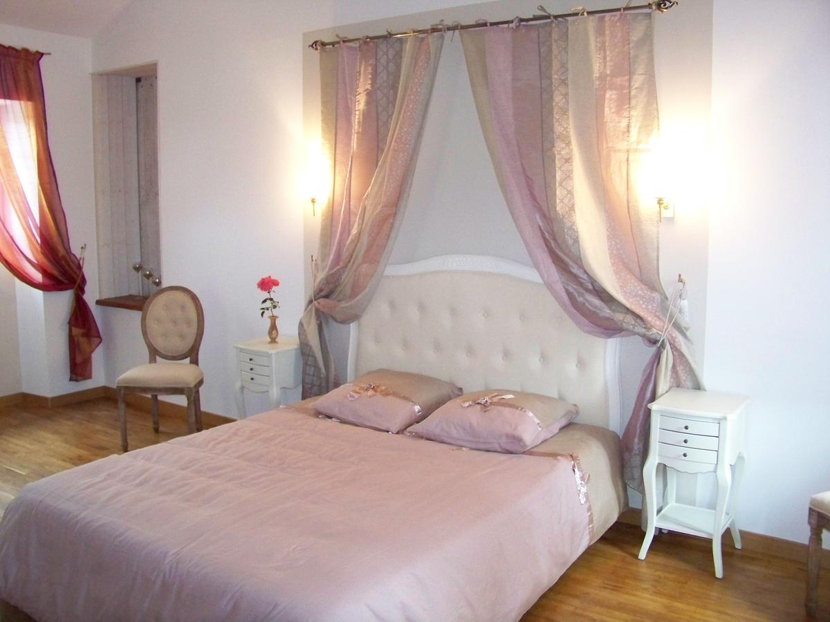 La Genoise Tillieres Room photo