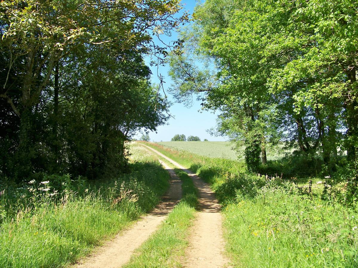 La Genoise Tillieres Exterior photo